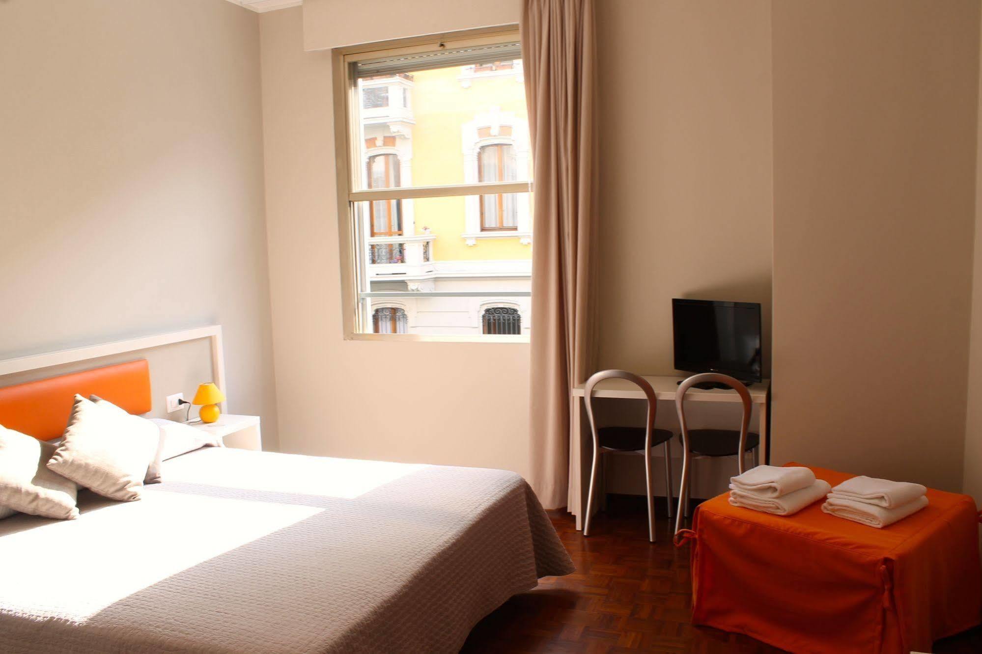 Hotel Due Giardini Milan Bagian luar foto